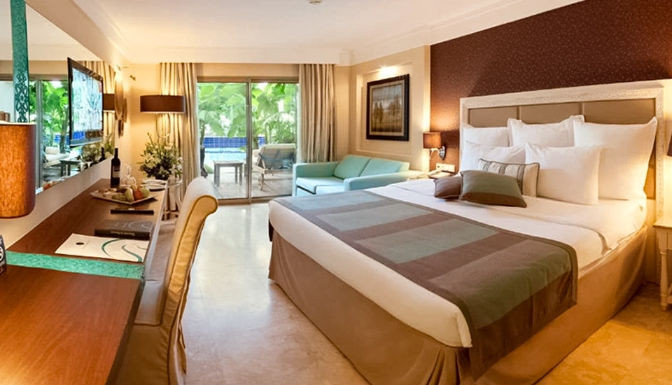 هتل پالوما پاشا کوش آداسی